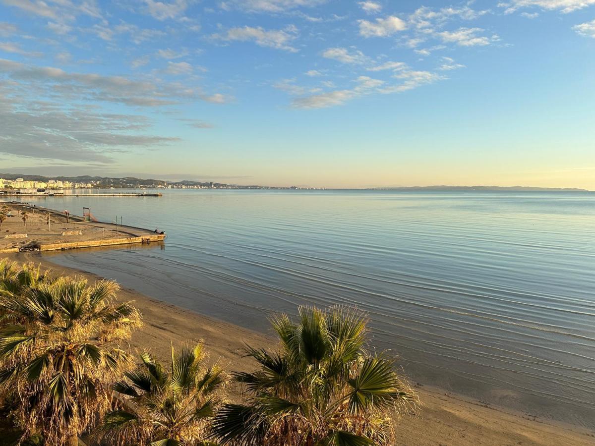 Beach Front Superior Apartment دراس المظهر الخارجي الصورة